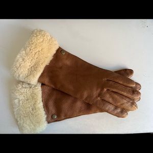 Ugg Leather Gloves